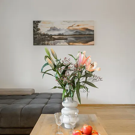 شقة P&o Niemcewicza وارسو